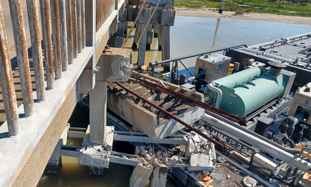 US: Barge crashes into Pelican Island Causeway in Texas