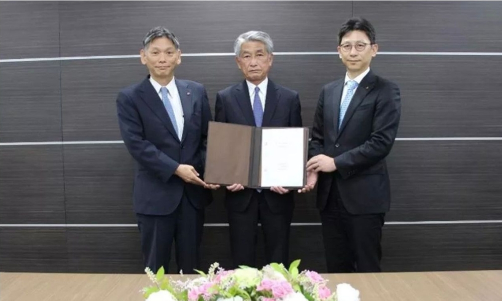Mitsubishi Shipbuilding receives orders for Japan's first methanol-fuelled RoRo cargo ship duo 26 Mitsubishi Shipbuilding receives orders for Japan's first methanol-fuelled RoRo cargo ship duo