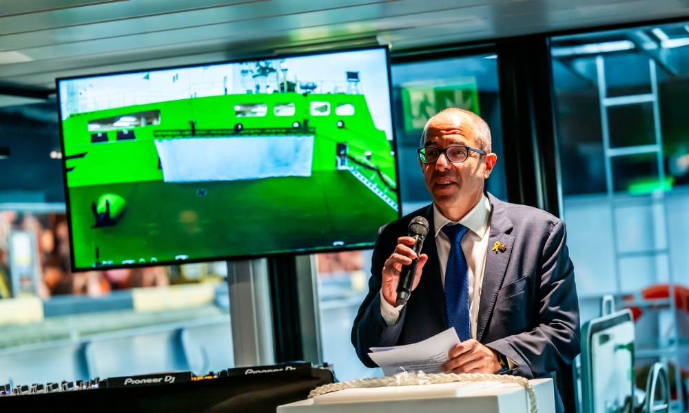 Singapore-based X-Press Feeders launches Europe’s first green methanol feeder network 26 Singapore-based X-Press Feeders launches Europe’s first green methanol feeder network
