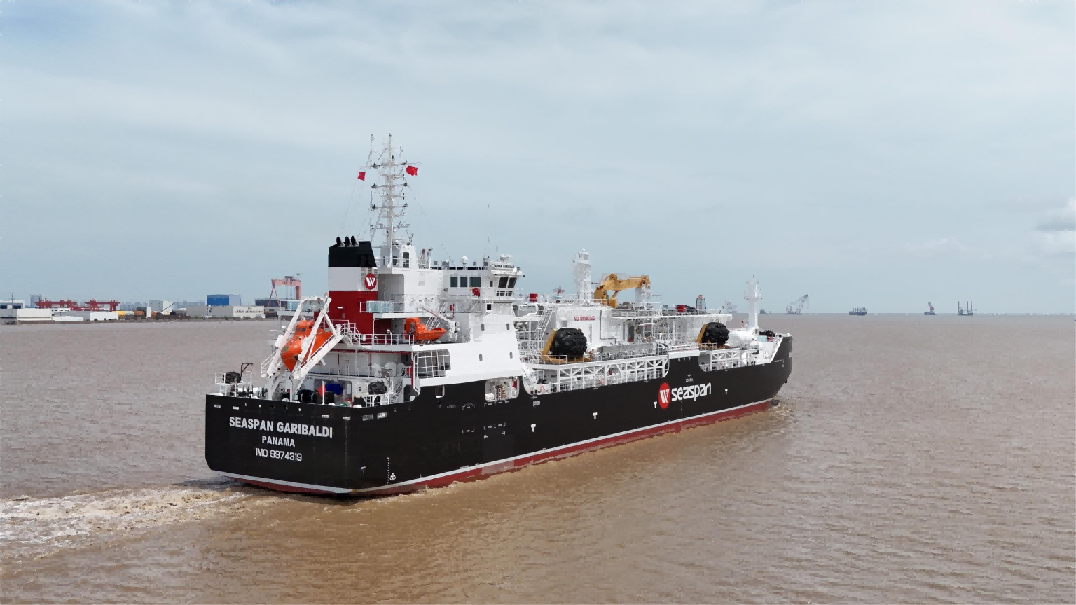China: Seaspan Energy takes delivery of LNG bunkering vessel from CIMC SOE 