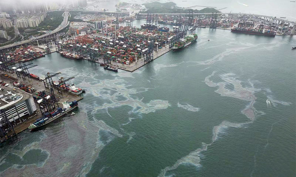HK bunker spill Main image