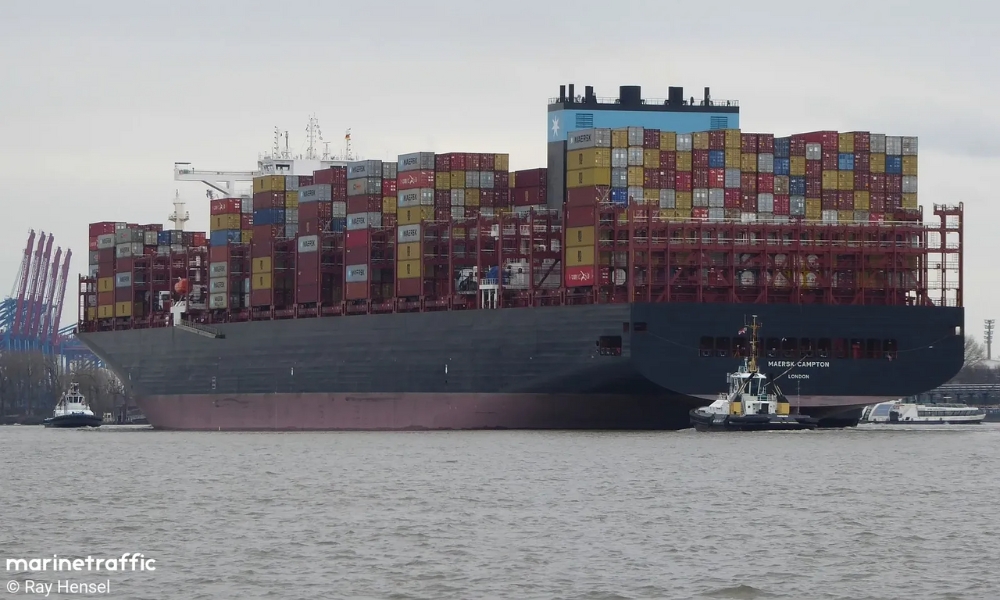 Maersk to return shipments of suspected toxic waste back to Albania 26 Maersk Campton