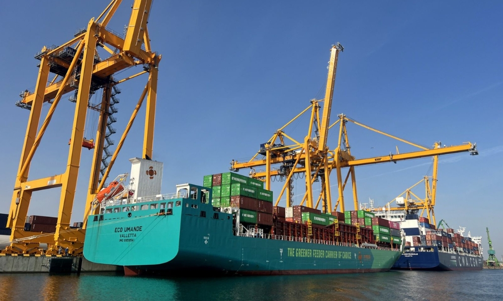 X-Press Feeders methanol-powered vessel makes inaugural call at Klaipėda 26 X-Press Feeders methanol-powered vessel makes inaugural call at Klaipėda