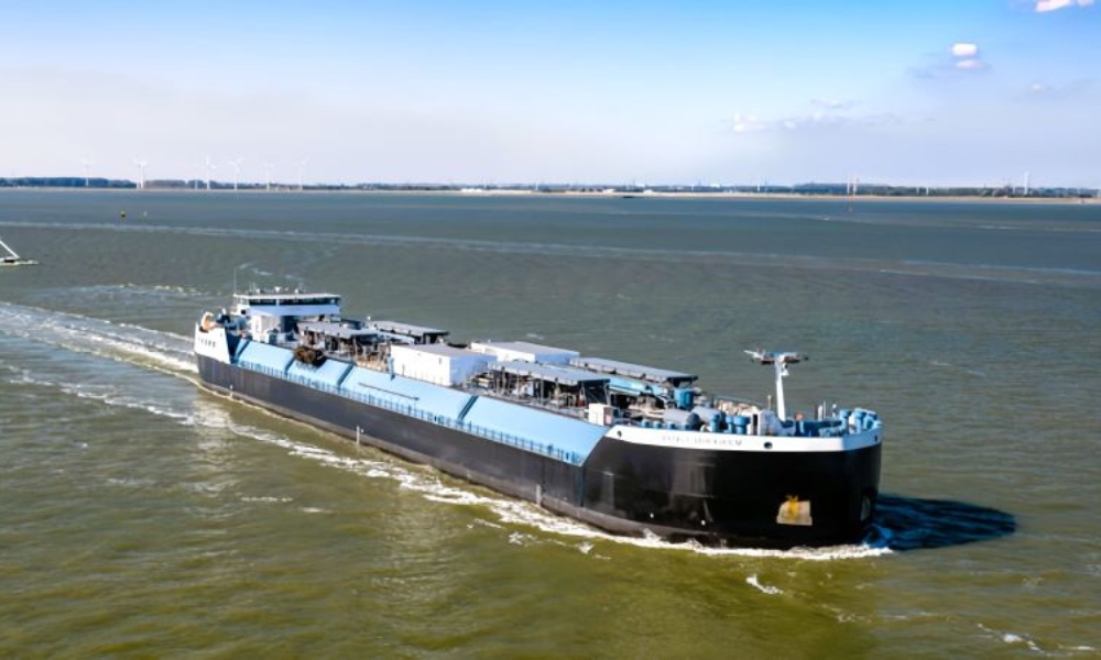 Bureau Veritas classifies Europe’s largest inland waterway LNG bunker barge