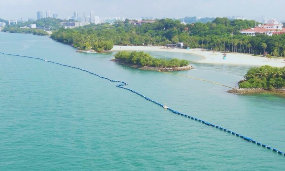 Singapore: Clean-up of oil from Shell pipeline leak to be completed in days
