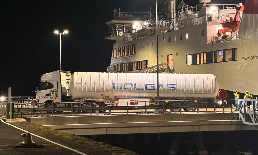 Molgas commences LNG bunkering operations in United Kingdom 26 Molgas commences LNG bunkering operations in United Kingdom