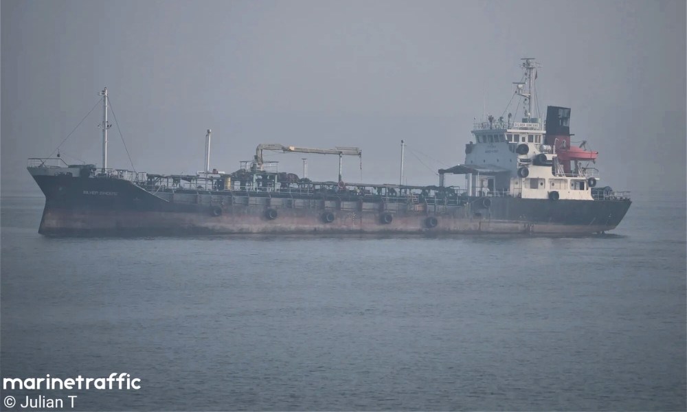 MPA: Malaysia-registered tanker “Silver Sincere” sinks off Pedra Branca