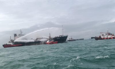 Malaysia: MMEA rescues 14 crew members after tanker catches fire off Tanjung Piai