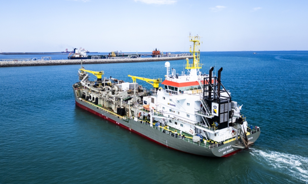 SOHAR launches dredging operations for Middle East’s first LNG bunkering hub