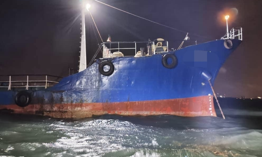 Malaysia: MMEA detains tanker for anchoring without permission off Klebeng 26 Malaysia: MMEA detains tanker for anchoring without permission off Klebeng