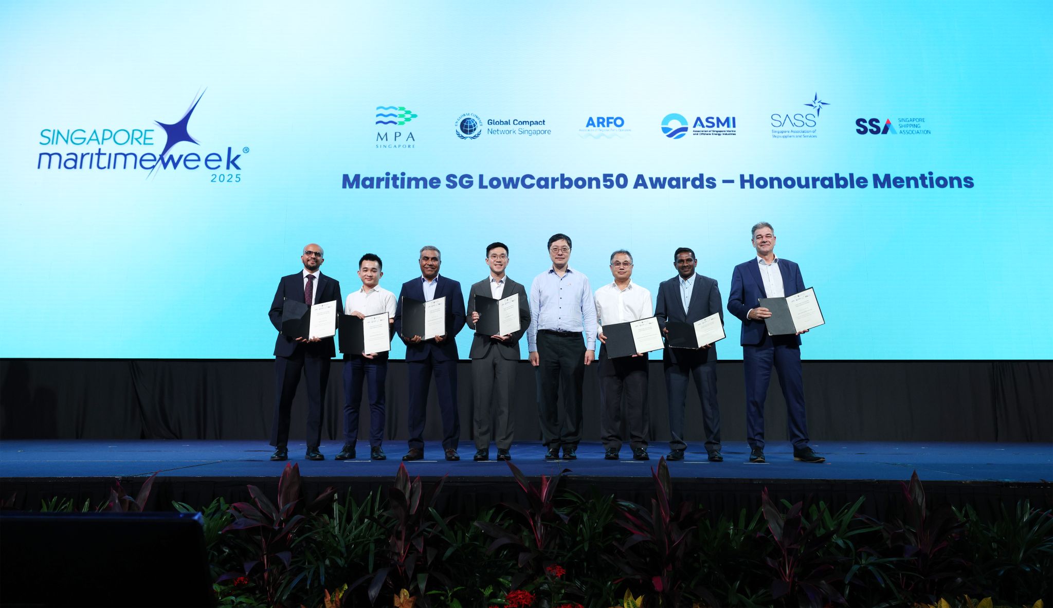 Singapore: Bunker players among winners of MaritimeSG LowCarbon50 Awards 27 Singapore: Bunker players among winners of MaritimeSG LowCarbon50 Awards