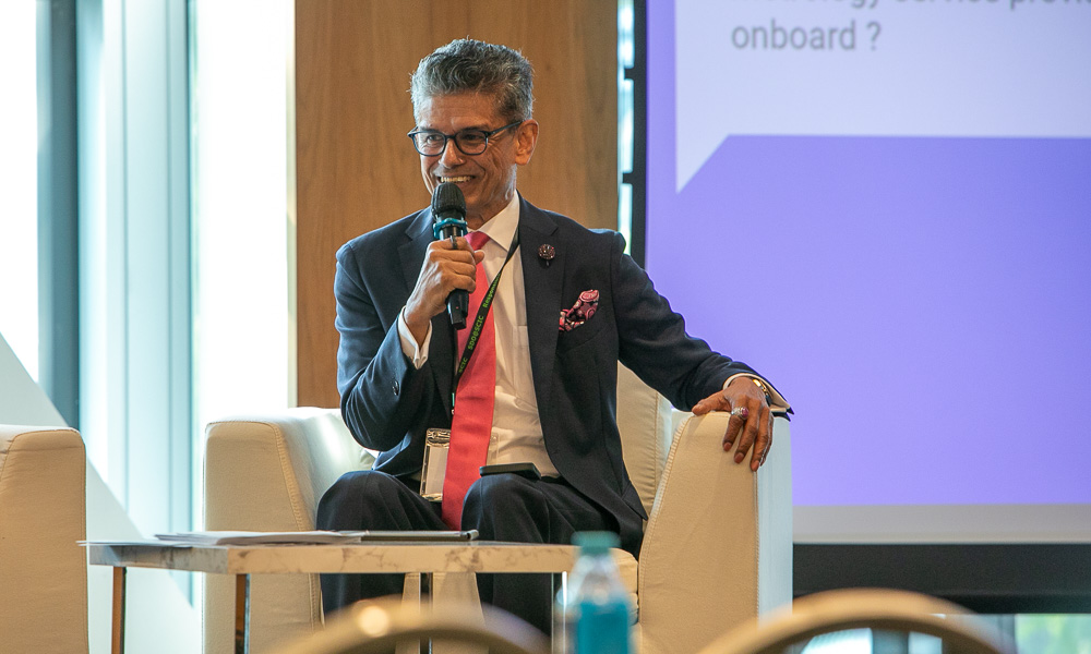 Singapore progresses on methanol bunkering with latest TR 129 and ISO 6583 meeting 27 Captain Rahul Choudhuri, Chair, TC for Bunkering (Ambient Liquid Fuels) at sharing session for Singapore TR 129 and ISO 6583