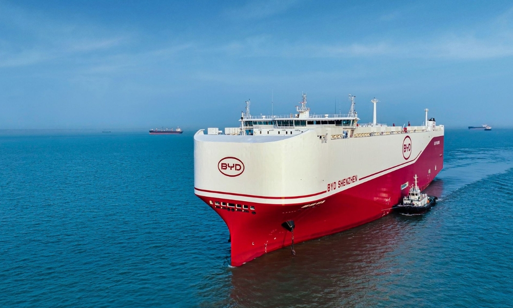 Singapore: FueLNG achieves 400th LNG bunkering operation milestone