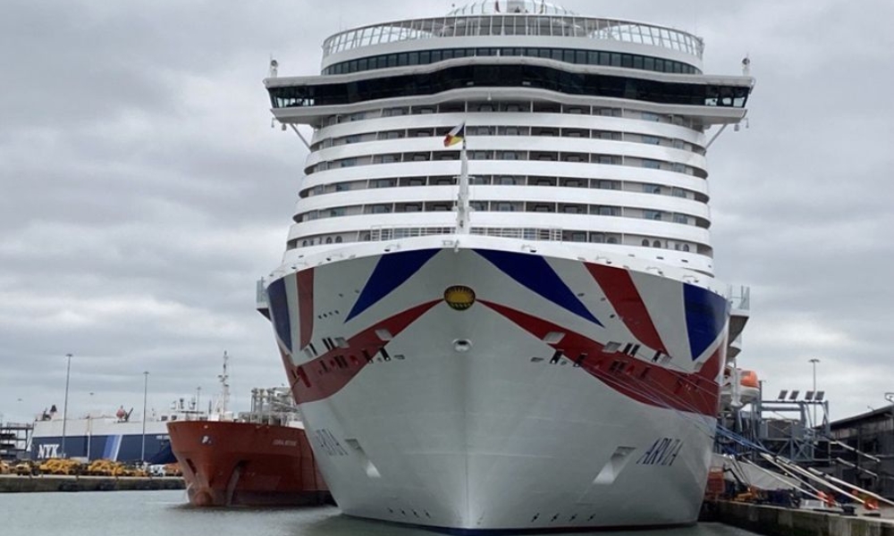 Shell Marine delivers bio-LNG bunker fuel to P&O Cruises ship “Arvia” in Southampton