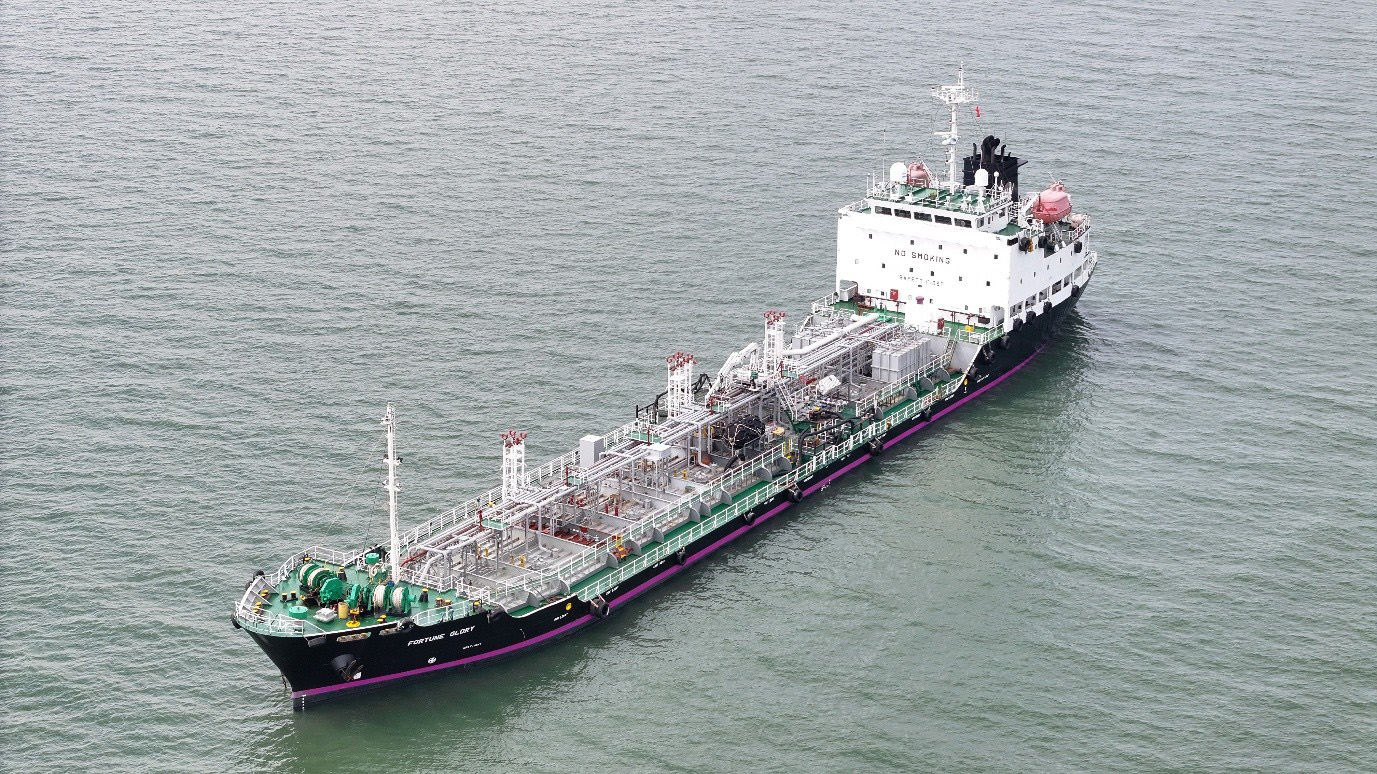 Singapore: NW Corporation welcomes “Fortune Glory” after three-week drydocking ops 30 Fortune Glory 4 MT