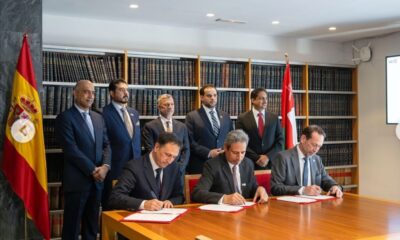 Oman and consortium ink MoU to explore e-methanol bunkering project in Dhofar region