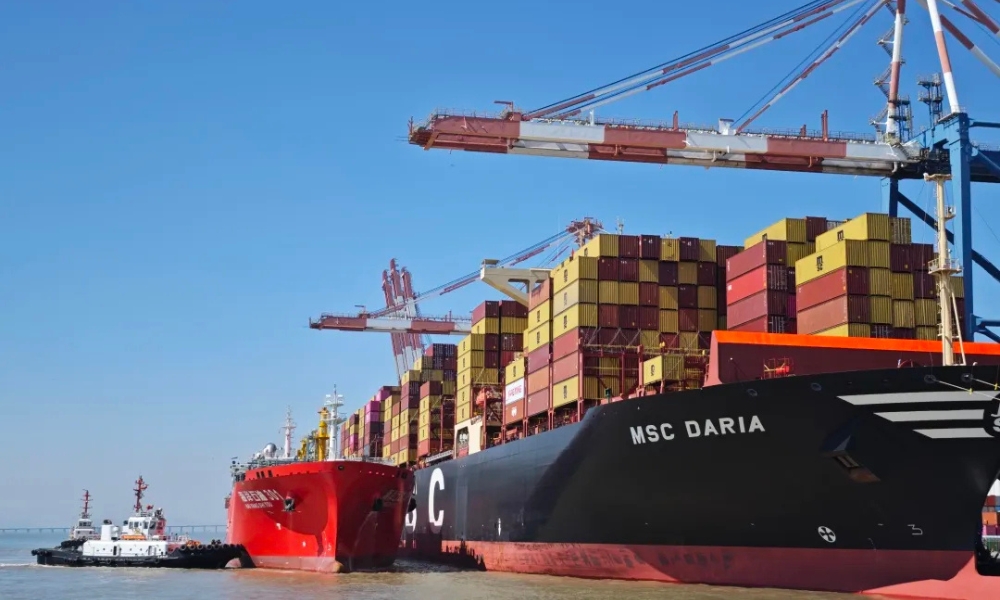 China: Xiamen Port completes first STS bonded LNG bunkering operation