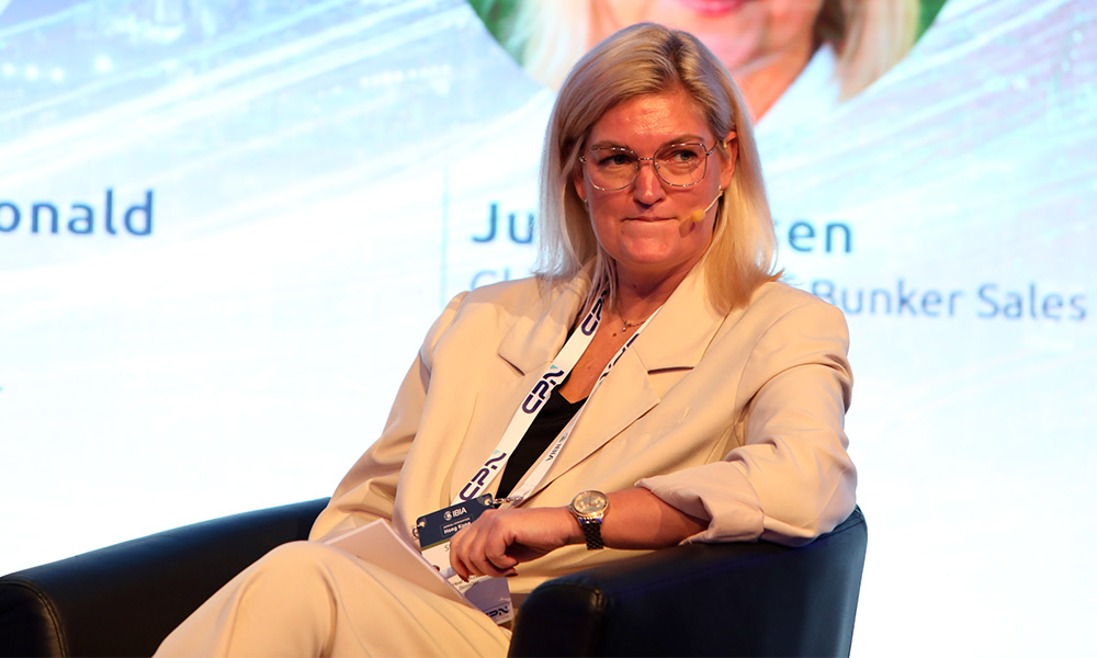 Julie Nielsen MT