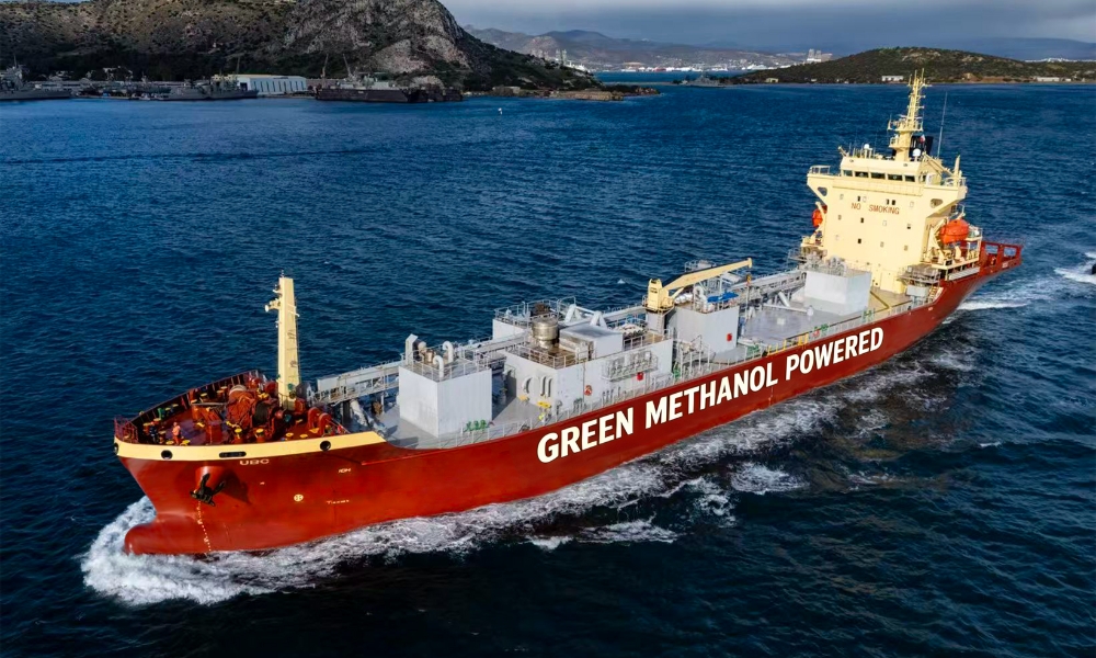 Heidelberg Materials launches new methanol-powered cement carrier