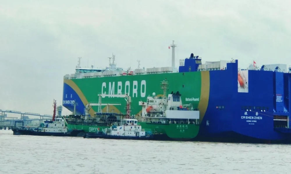 Shanghai Port completes methanol bunkering operation of RoRo ship