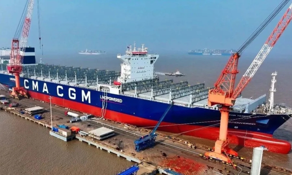 COSCO Shipping Heavy Industry completes integrated service of LNG ship repair and bunkering