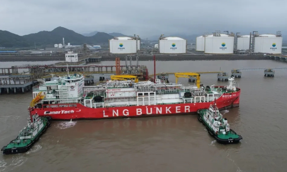Zhejiang Province wraps up first cross-regional bonded LNG bunkering operation