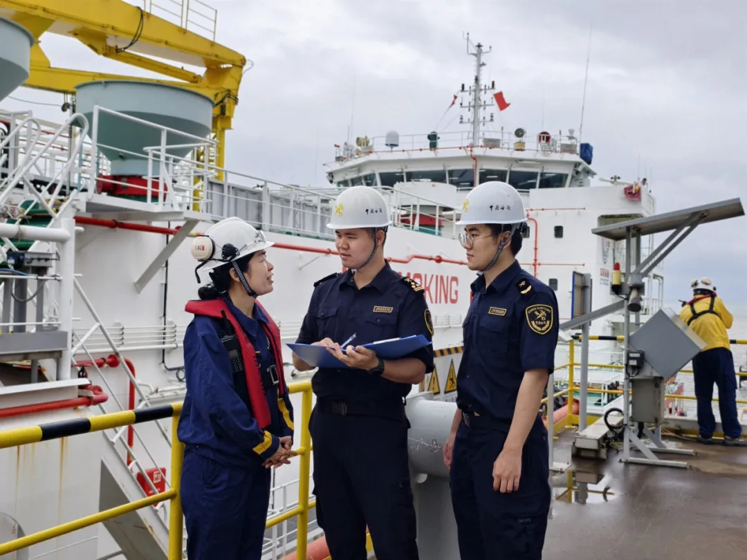 Zhejiang Province wraps up first cross-regional bonded LNG bunkering operation
