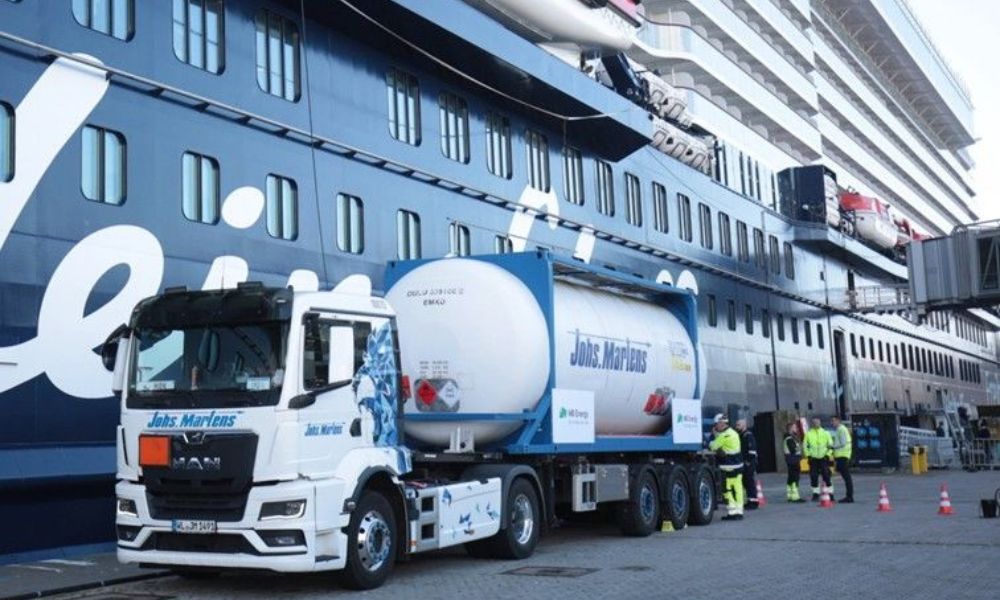 MB Energy and TUI Cruises wrap up methanol bunkering trial of “Mein Schiff 7”